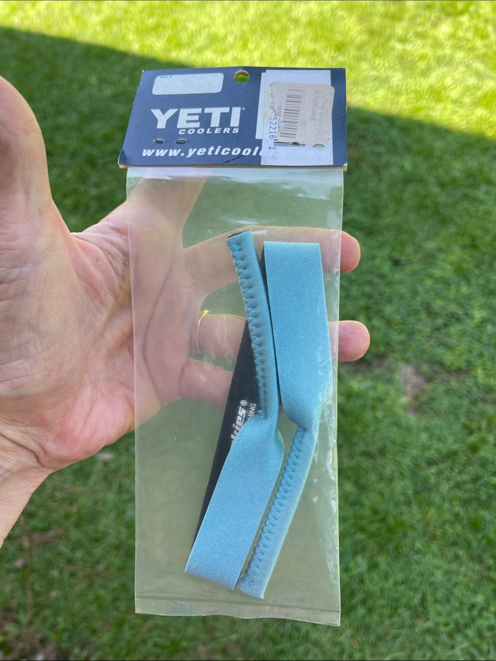 YETI Croakies Sunglasses Holder NWT - Picture 8 of 9